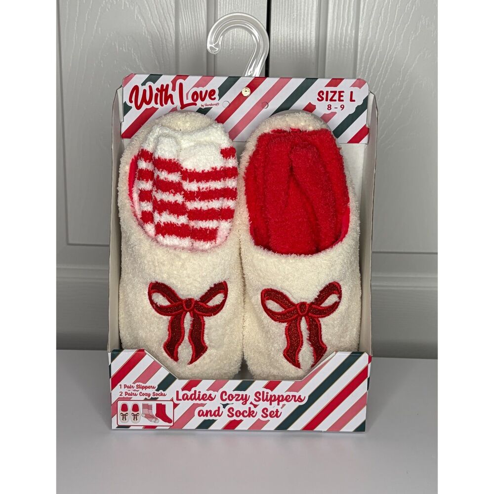 Ladies Memory Foam Slippers + 2 Pairs Crew Socks–Holiday Bow Design (Size L 8-9)
